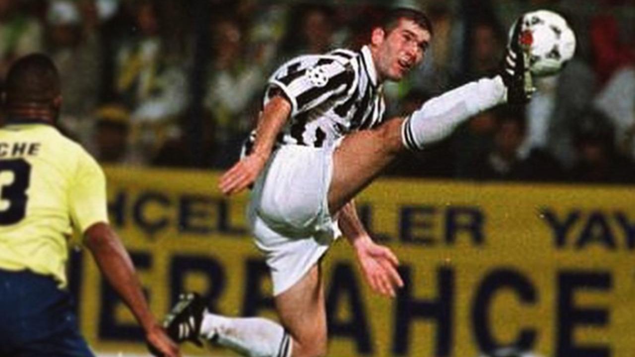 Zizou was known for his elegance which was combined with his excellent technique, vision, passing, and ball-control. His usual role was that of a playmaker Zizou was known for his elegance which was combined with his excellent technique, vision, passing, and ball-control. His usual role was that of a playmaker